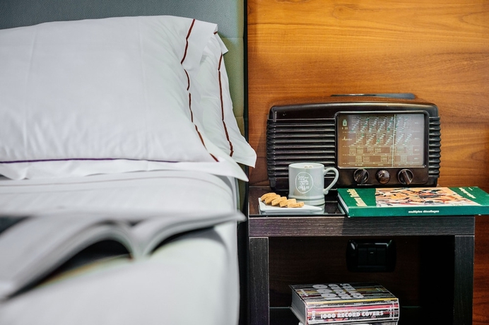 Imagen de la habitación del Hotel Red S Redaelli. Foto 11