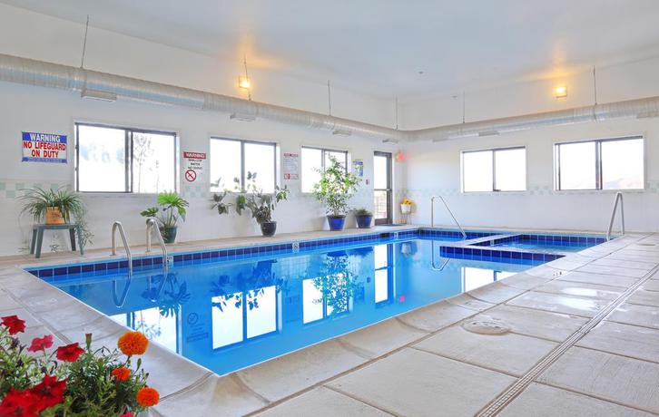 Imagen de la piscina del Hotel Red Sands. Foto 8