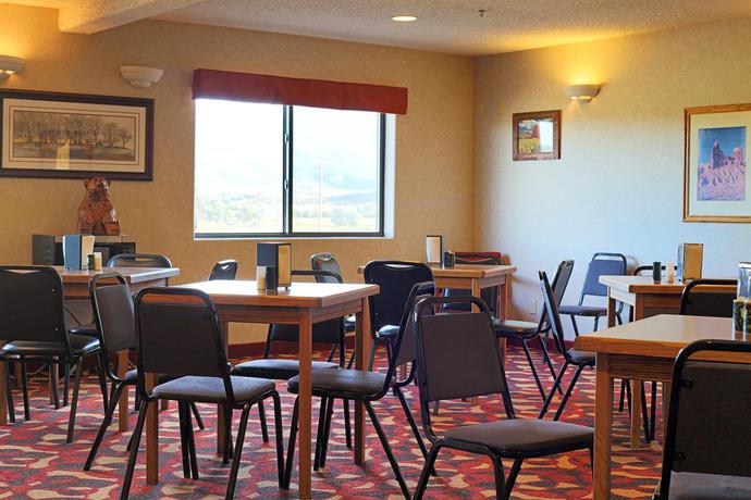 Imagen del bar/restaurante del Hotel Red Sands. Foto 2