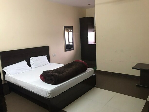 Imagen de la habitación del Hotel Red Sapphire, Moradabad. Foto 24