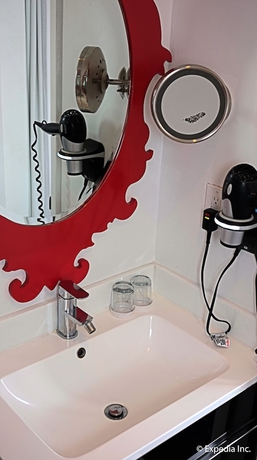 Imagen de la habitación del Hotel Red South Beach. Foto 13