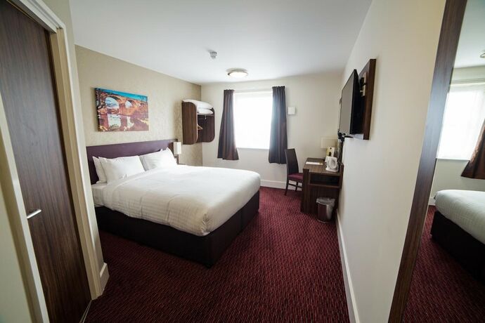 Imagen general del Hotel Red Squirrel, Stevenston by Marston's Inns. Foto 4