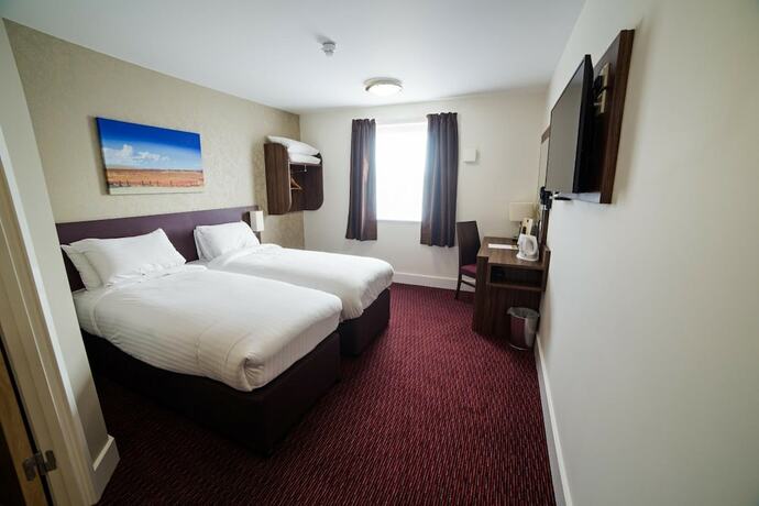 Imagen general del Hotel Red Squirrel, Stevenston by Marston's Inns. Foto 10