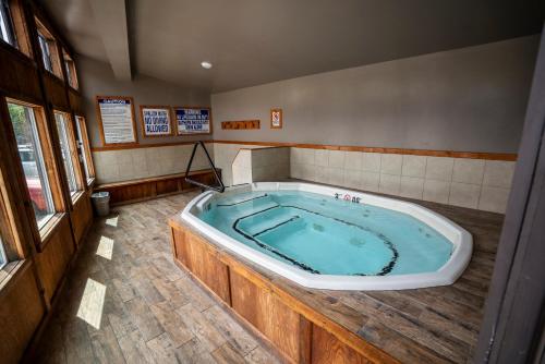 Imagen general del Hotel Red Stone Inn. Foto 3