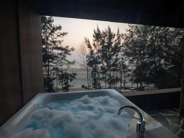 Imagen de la habitación del Hotel Red Thread Morjim. Foto 12