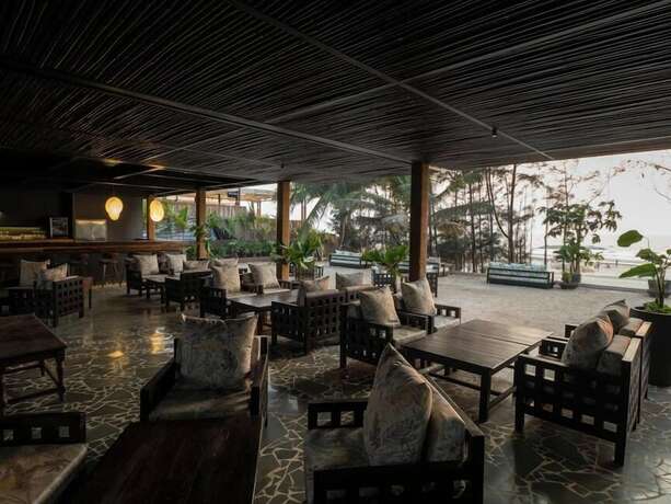 Imagen general del Hotel Red Thread Morjim. Foto 8