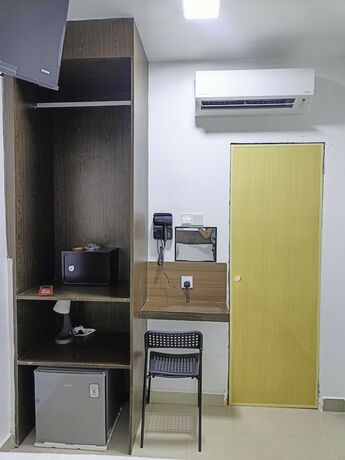 Imagen general del Hotel Red Velvet Inn. Foto 10