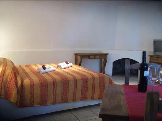 Imagen de la habitación del Hotel Red Wine Club. Foto 6