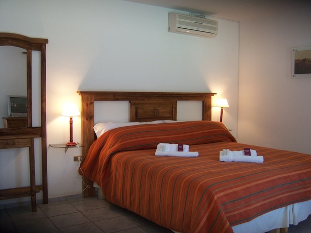Imagen de la habitación del Hotel Red Wine Club. Foto 13