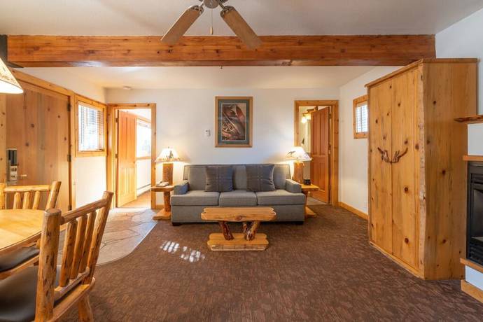 Imagen de la habitación del Hotel Red Wolf Lakeside Lodge. Foto 11