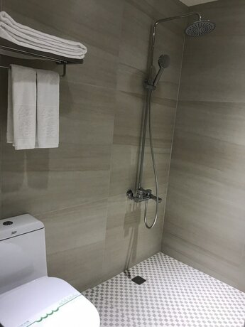 Imagen general del Hotel Red, Yuanlin. Foto 8