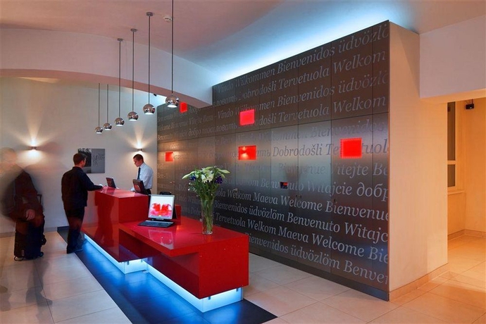 Imagen de los interiores del Hotel Red and Blue Design Prague. Foto 9