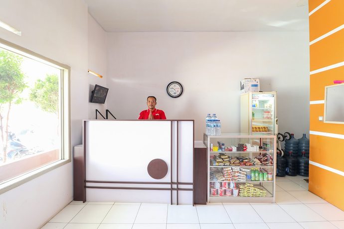Imagen general del Hotel RedDoorz At Merdeka Street Garut. Foto 1