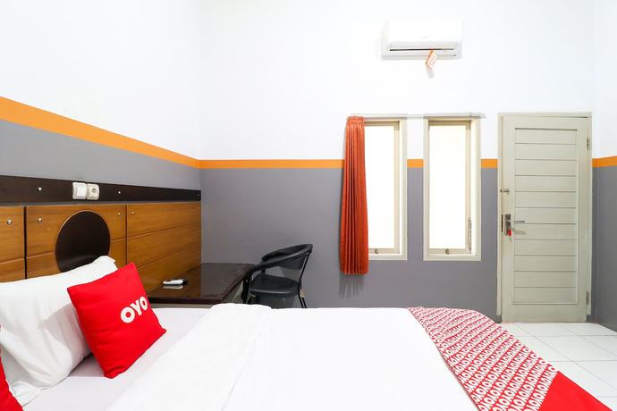 Imagen de la habitación del Hotel RedDoorz At Merdeka Street Garut. Foto 10