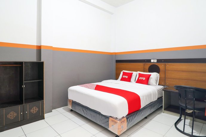 Imagen de la habitación del Hotel RedDoorz At Merdeka Street Garut. Foto 12