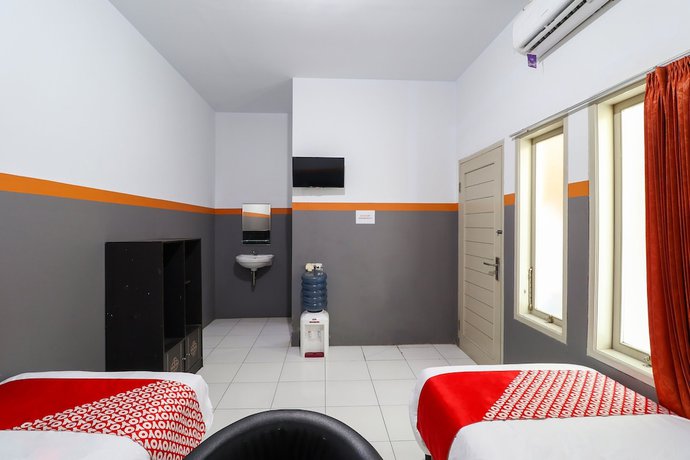 Imagen de la habitación del Hotel RedDoorz At Merdeka Street Garut. Foto 13