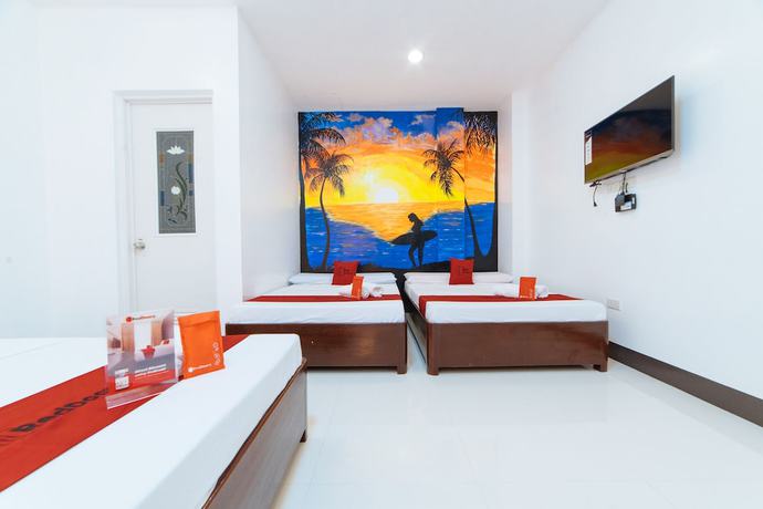 Imagen de la habitación del Hotel RedDoorz @ Bonifacio Extn Baler. Foto 2