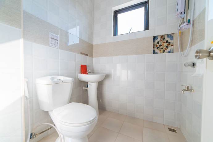 Imagen de la habitación del Hotel RedDoorz @ Bonifacio Extn Baler. Foto 16