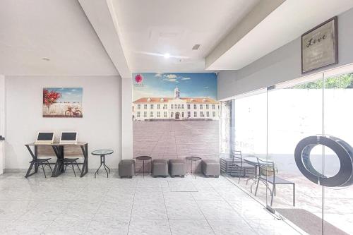 Imagen general del Hotel RedDoorz Capsule at Batu Tulis. Foto 5