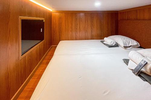 Imagen general del Hotel RedDoorz Capsule at Batu Tulis. Foto 11
