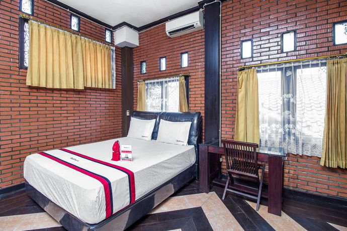 Imagen de la habitación del Hotel RedDoorz @ Cilandak Timur. Foto 6