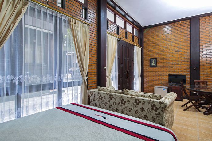 Imagen de la habitación del Hotel RedDoorz @ Cilandak Timur. Foto 15