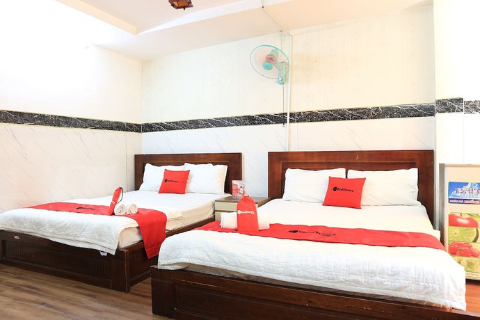 Imagen de la habitación del Hotel RedDoorz @ Cong Hoa Street. Foto 9