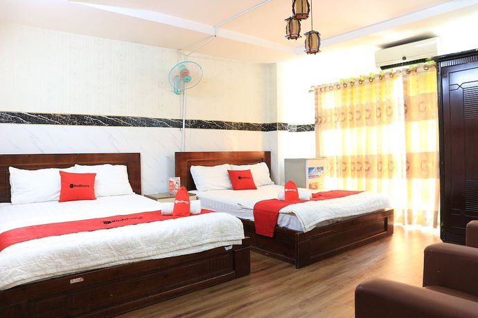 Imagen de la habitación del Hotel RedDoorz @ Cong Hoa Street. Foto 10