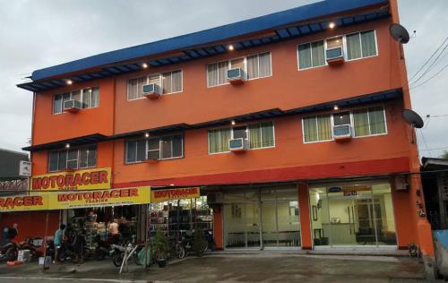 Imagen general del Hotel RedDoorz @ Johsons Pension House Butuan City. Foto 1