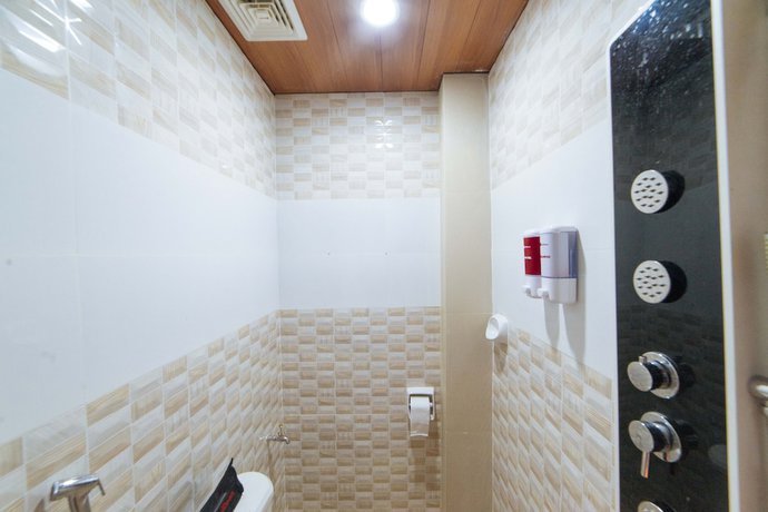 Imagen de la habitación del Hotel RedDoorz @ Lawaan Roxas City. Foto 11