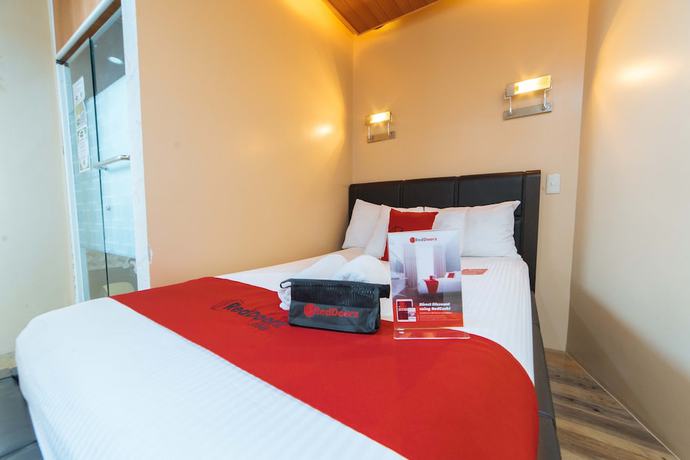 Imagen de la habitación del Hotel RedDoorz @ Lawaan Roxas City. Foto 15