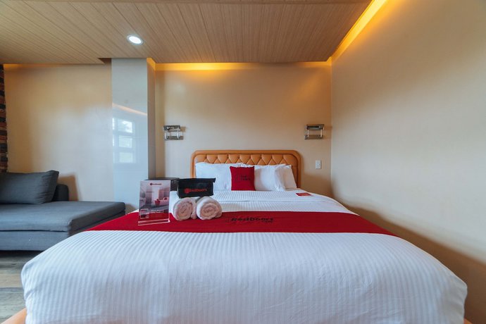 Imagen de la habitación del Hotel RedDoorz @ Lawaan Roxas City. Foto 17