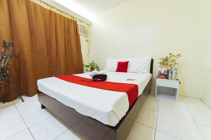 Imagen general del Hotel RedDoorz @ Ledesco Avenue Lapaz Iloilo. Foto 1