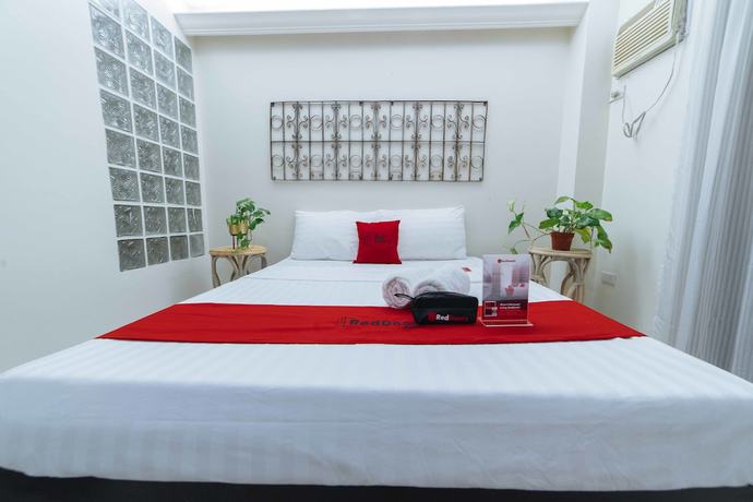 Imagen de la habitación del Hotel RedDoorz @ Ledesco Avenue Lapaz Iloilo. Foto 6