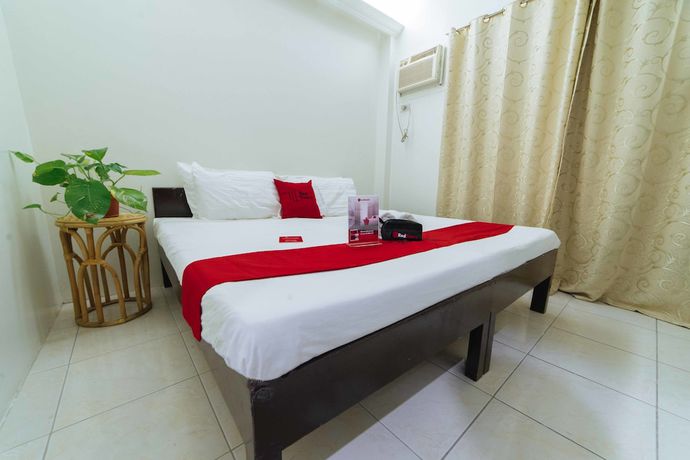 Imagen de la habitación del Hotel RedDoorz @ Ledesco Avenue Lapaz Iloilo. Foto 11