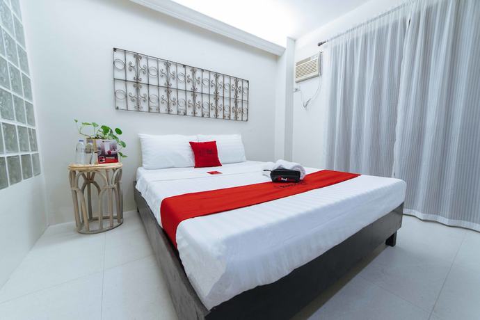 Imagen de la habitación del Hotel RedDoorz @ Ledesco Avenue Lapaz Iloilo. Foto 12