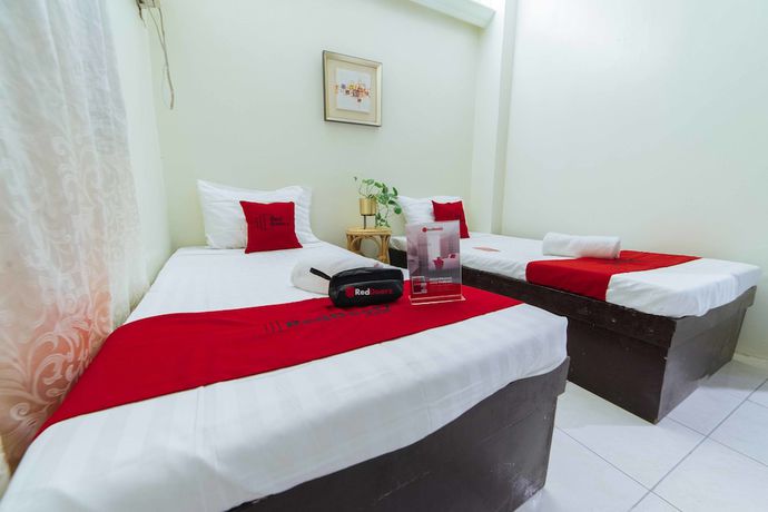 Imagen de la habitación del Hotel RedDoorz @ Ledesco Avenue Lapaz Iloilo. Foto 16