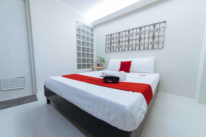 Imagen de la habitación del Hotel RedDoorz @ Ledesco Avenue Lapaz Iloilo. Foto 18