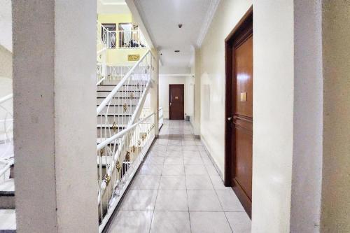 Imagen general del Hotel RedDoorz Near Stasiun Tanah Abang. Foto 1