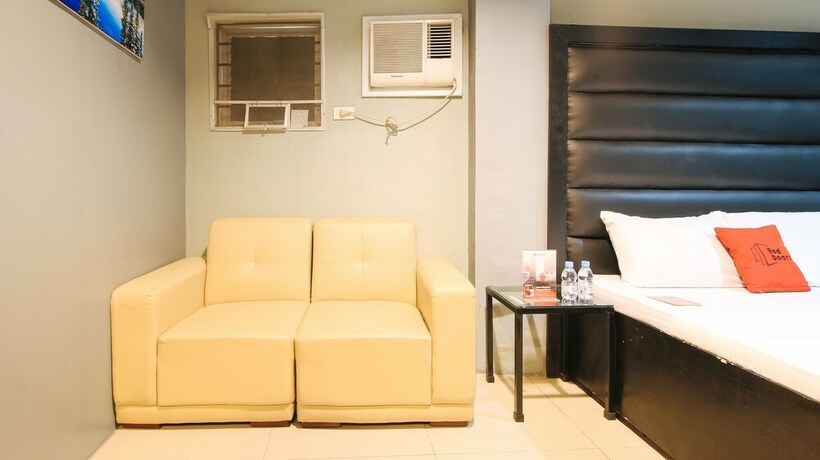 Imagen de la habitación del Hotel RedDoorz @ P Florentino Street Sampaloc Manila. Foto 32