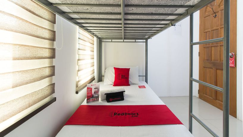 Imagen de la habitación del Hotel RedDoorz @ Pantay Daya Vigan. Foto 14