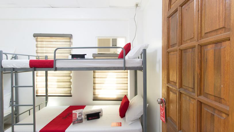 Imagen de la habitación del Hotel RedDoorz @ Pantay Daya Vigan. Foto 15