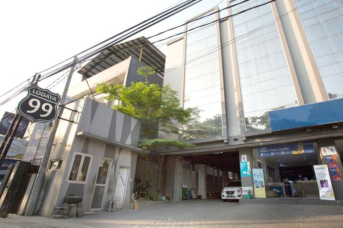 Imagen general del Hotel RedDoorz @ Pelajar Pejuang 3. Foto 13