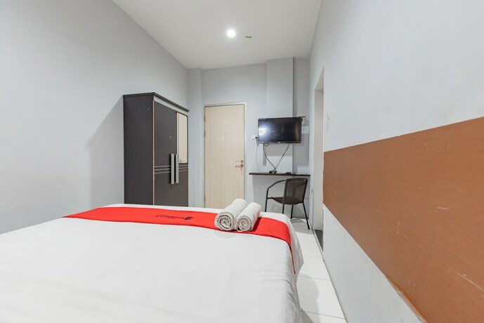 Imagen de la habitación del Hotel RedDoorz @ Pelajar Pejuang 3. Foto 16