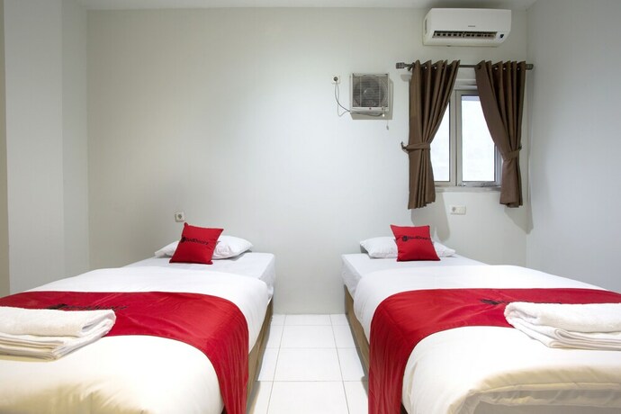 Imagen de la habitación del Hotel RedDoorz @ Pelajar Pejuang 3. Foto 18