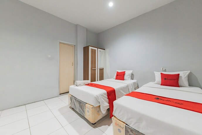 Imagen de la habitación del Hotel RedDoorz @ Pelajar Pejuang 3. Foto 27
