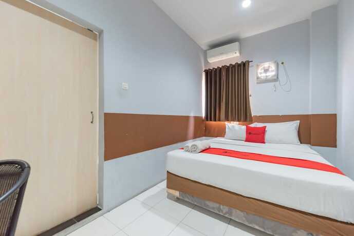 Imagen de la habitación del Hotel RedDoorz @ Pelajar Pejuang 3. Foto 32