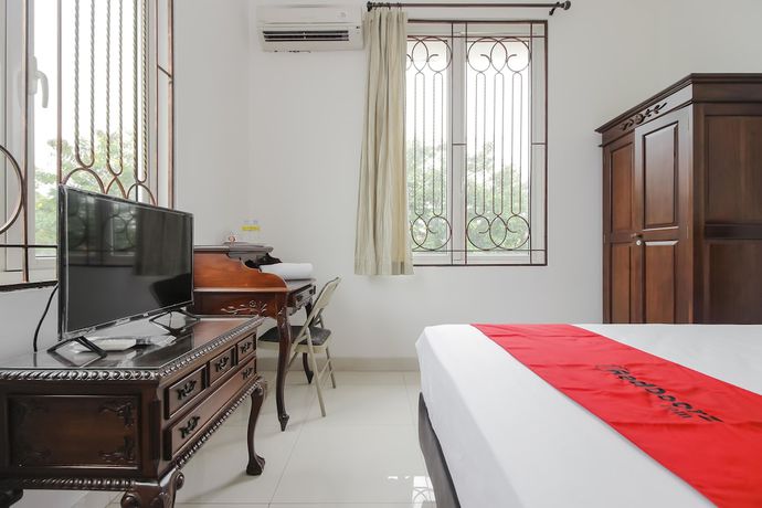 Imagen de la habitación del Hotel RedDoorz @ Permata Sari Karawaci. Foto 5