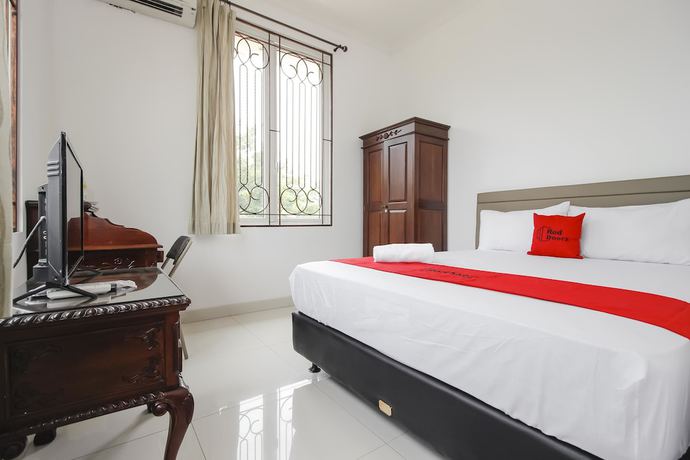 Imagen de la habitación del Hotel RedDoorz @ Permata Sari Karawaci. Foto 18