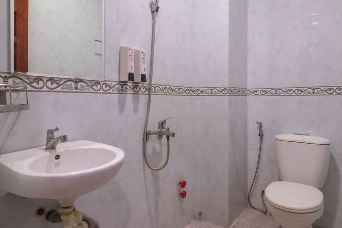 Imagen de la habitación del Hotel RedDoorz @ Phan Huy Ich street. Foto 8